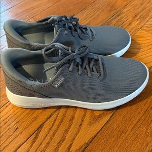 Kizik Madrid Eco Knit Hands Free Sneaker Shoes Grey Size Men's 6 Women's 7.5